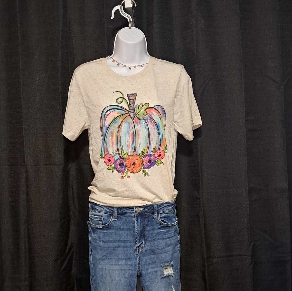 Graphic Tee with Pumpkin and Floral Design